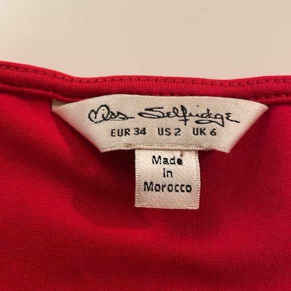 Miss Selfridge Twisted Front Low V-Neck Red Sleeveless Bodysuit - Picture 4 of 5